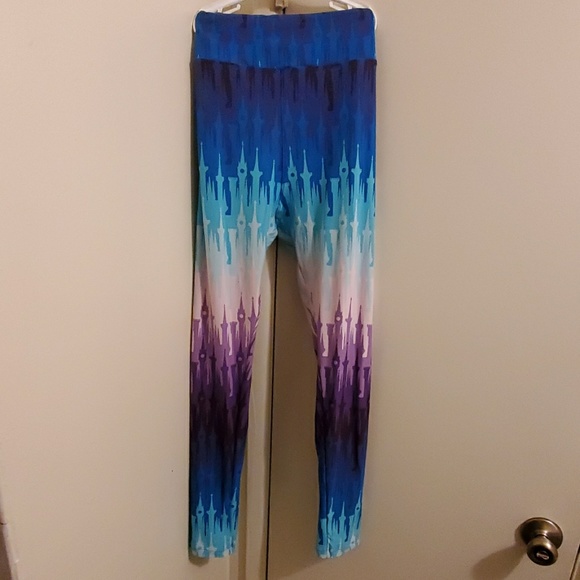 LulaRoe leggins ( Disney, Halloween, & Unicorns!!) - Picture 7 of 7